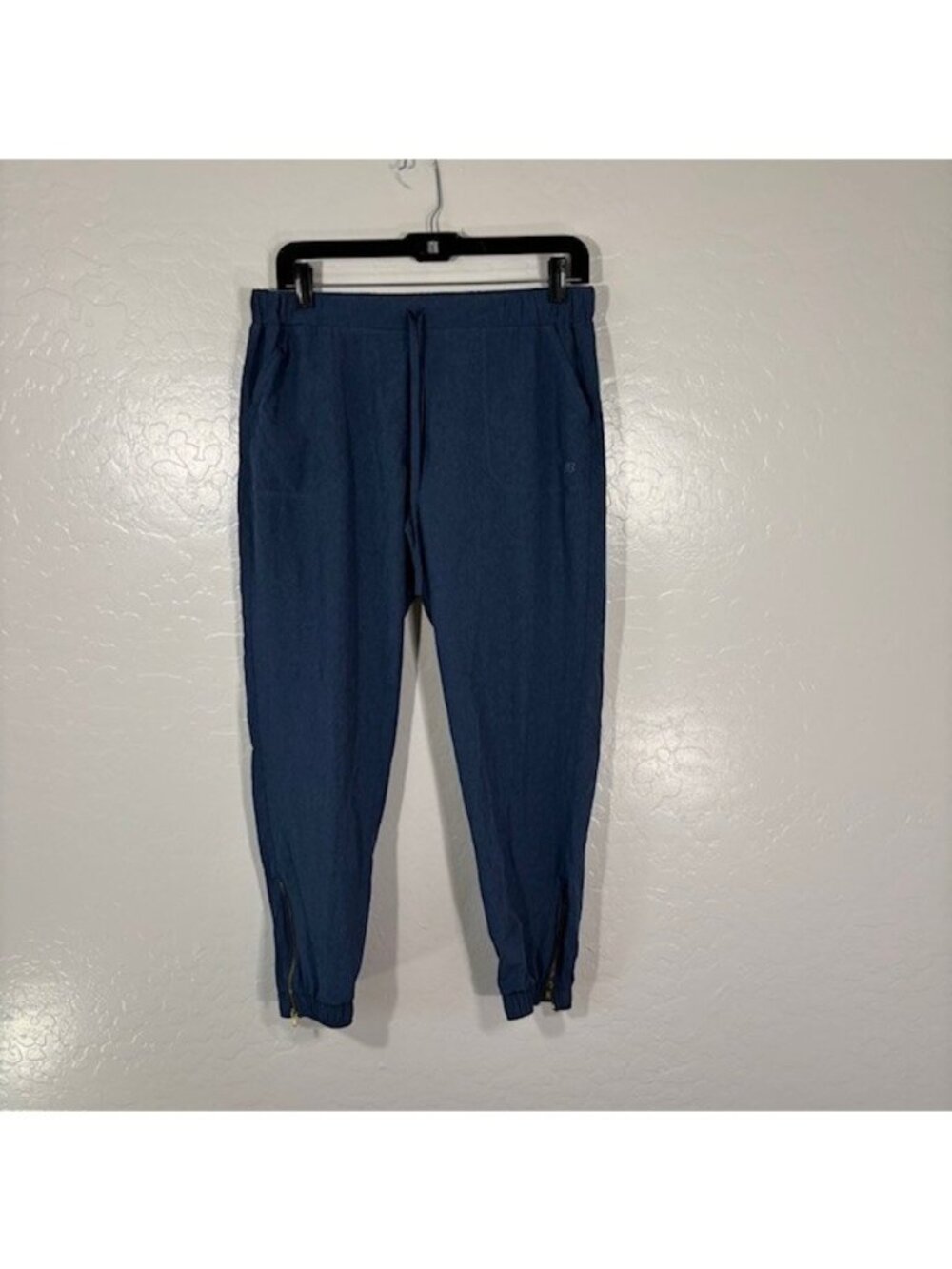 Albion Joggers Womens Medium Jetsetter Pants Ankle Zip Athleisure Stretch Blue